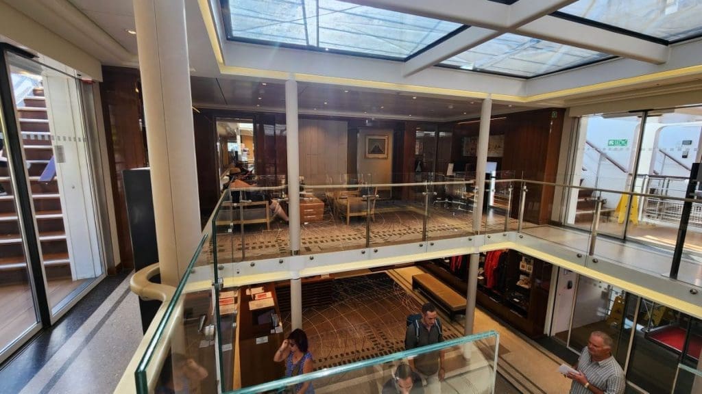 Two story foyer in the middle of the Viking Delling ship